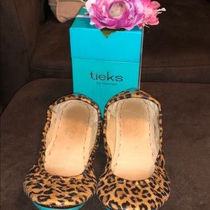 Tieks